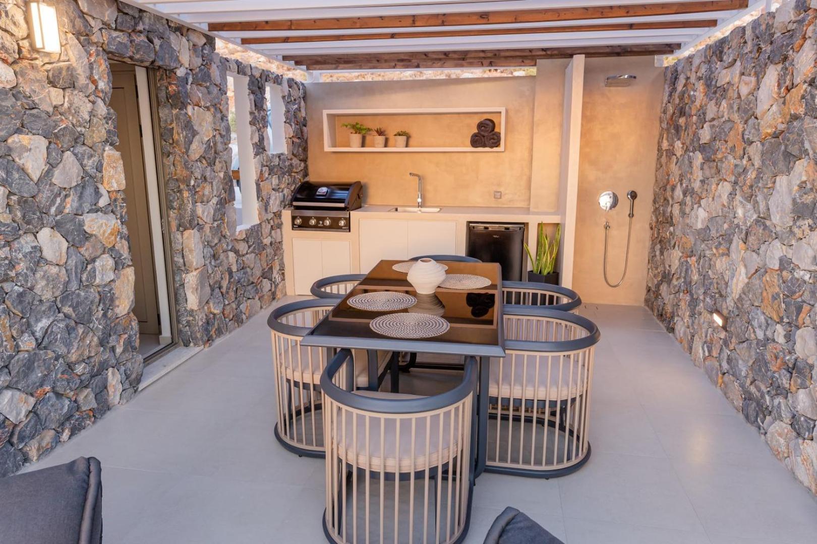 The Grande Grotta Luxury Villa Massouri